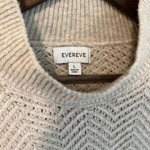 Evereve Women’s Knit Sweater